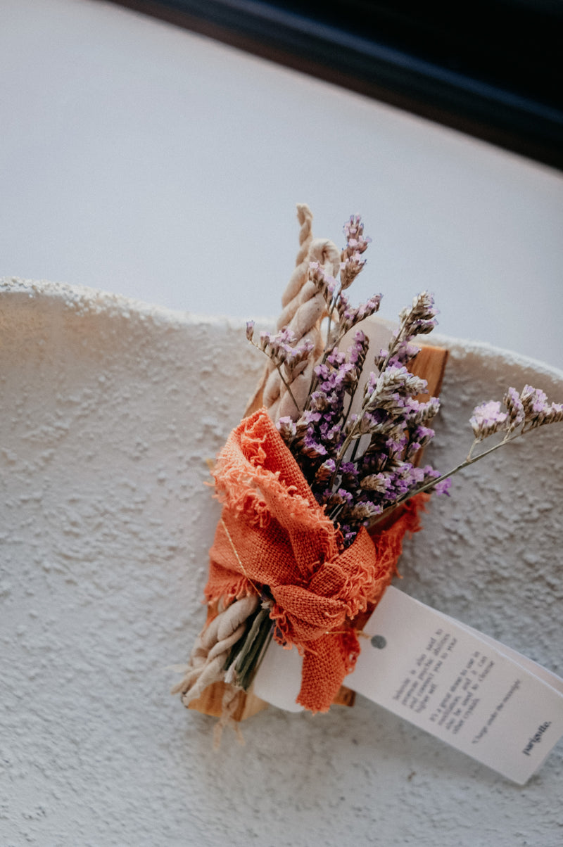 Palo Santo Smudge, Selenite Crystal and Rope Incense Bundle