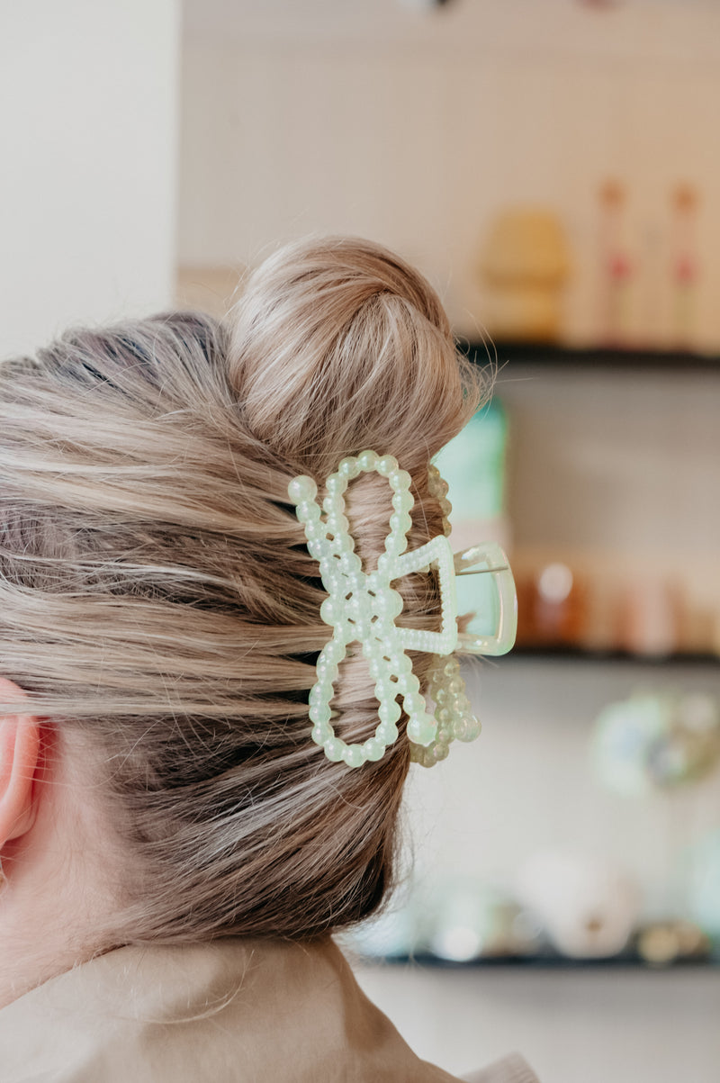 Alice Green Bow Pearl Hair Claw Clip