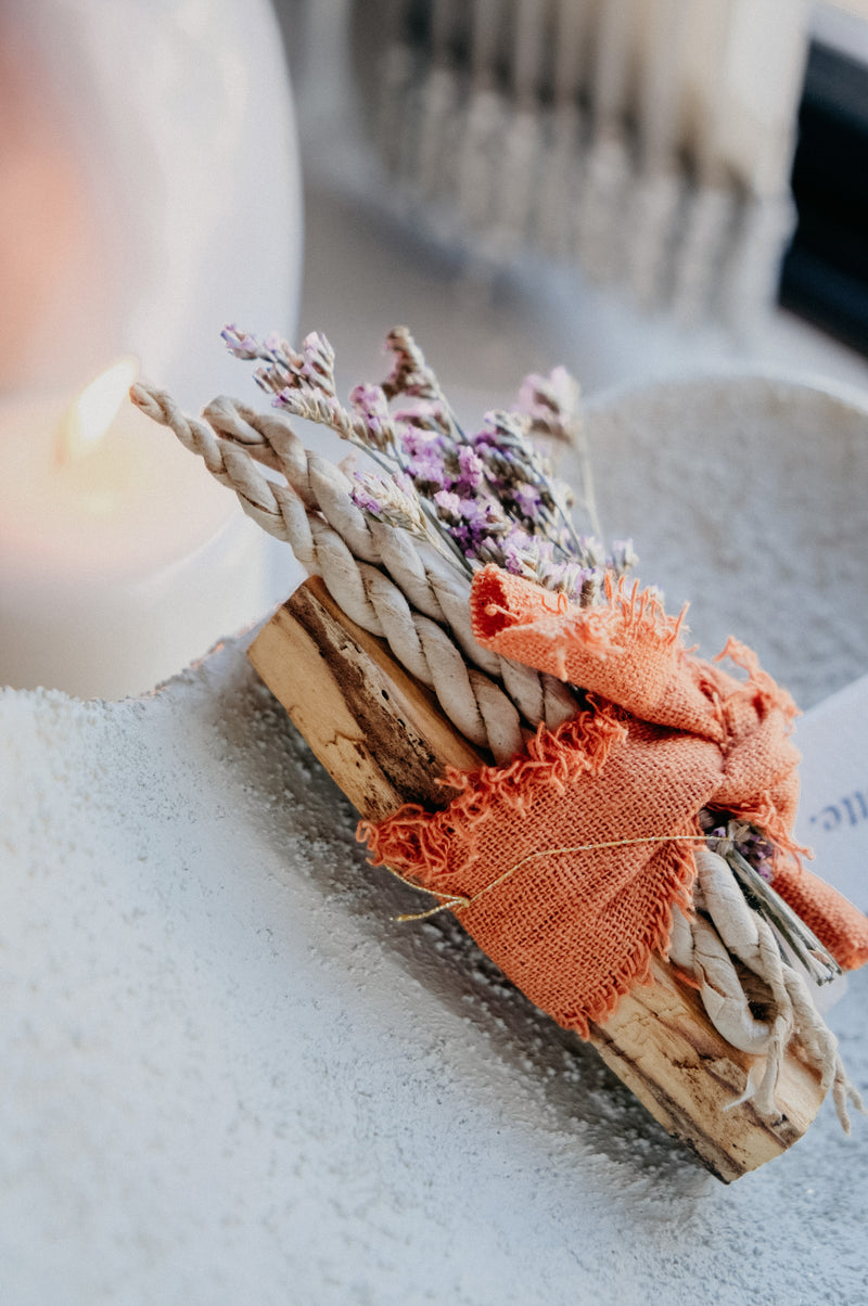 Palo Santo Smudge, Selenite Crystal and Rope Incense Bundle