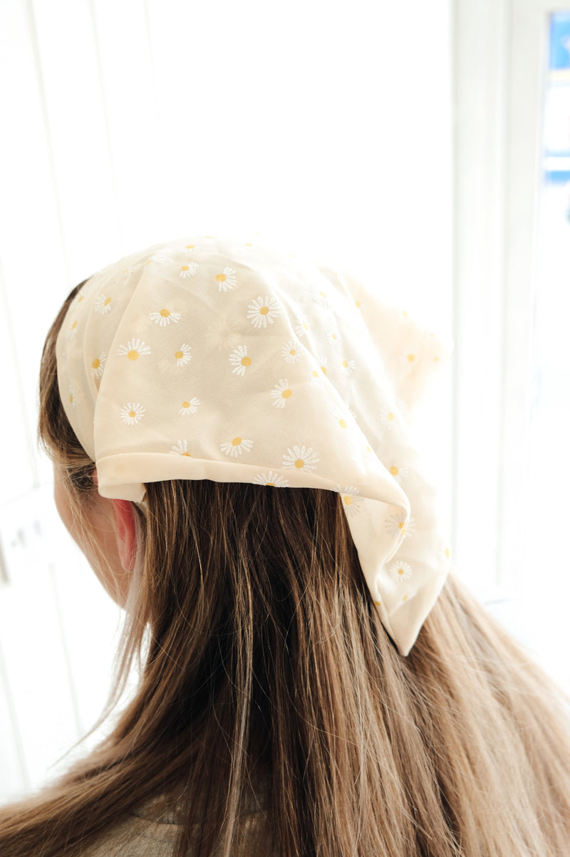 Luci Cream Daisy Flower No-Tie Bandanna Scarf