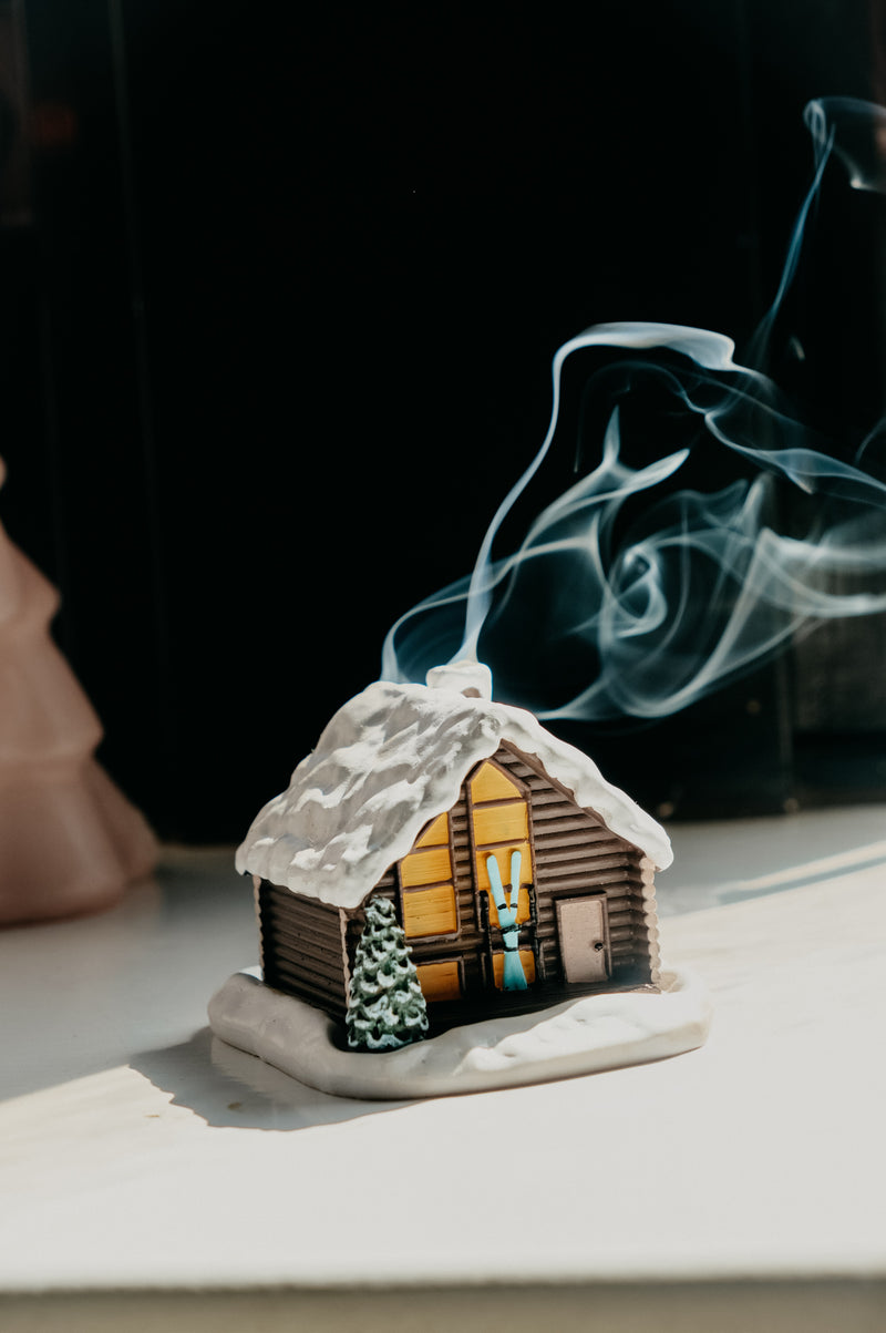 Log Cabin Ski Snowy Winter Incense Cone Burner