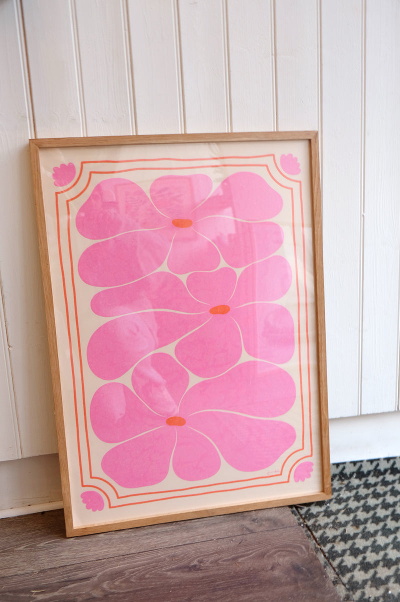 Nostalgic Retro 70s Pink Flower Print 50cm x 70cm