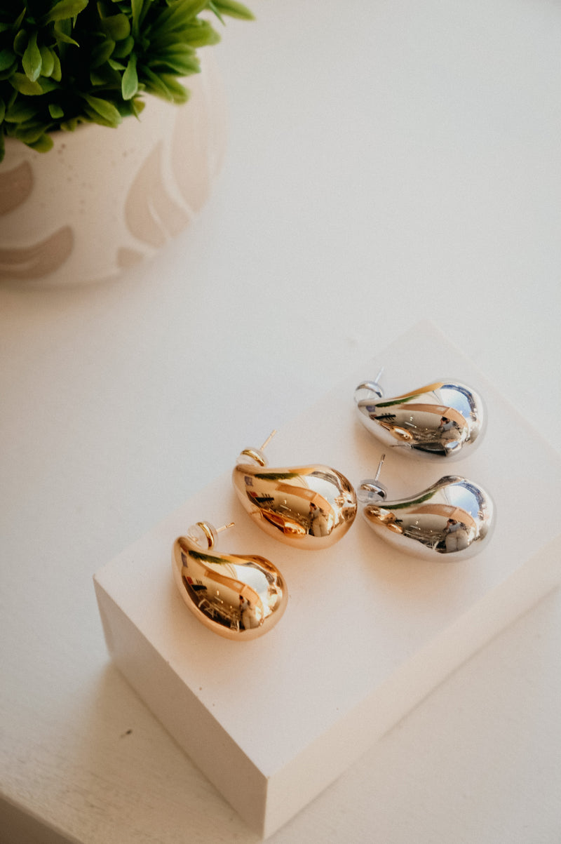 Kenni Sterling Silver Chunky Dome Teardrop  Earrings