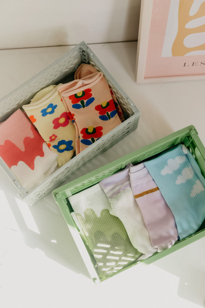 Dylan Sage Green Ombre Wave Ankle Socks