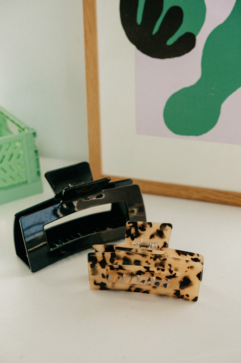 Lou XL Onyx Black Claw Clip