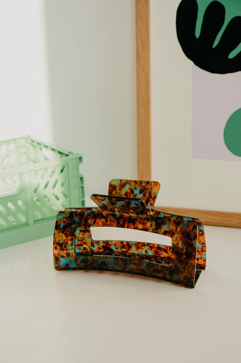 Moritz XL Brown and Blue Fleck Claw Clip