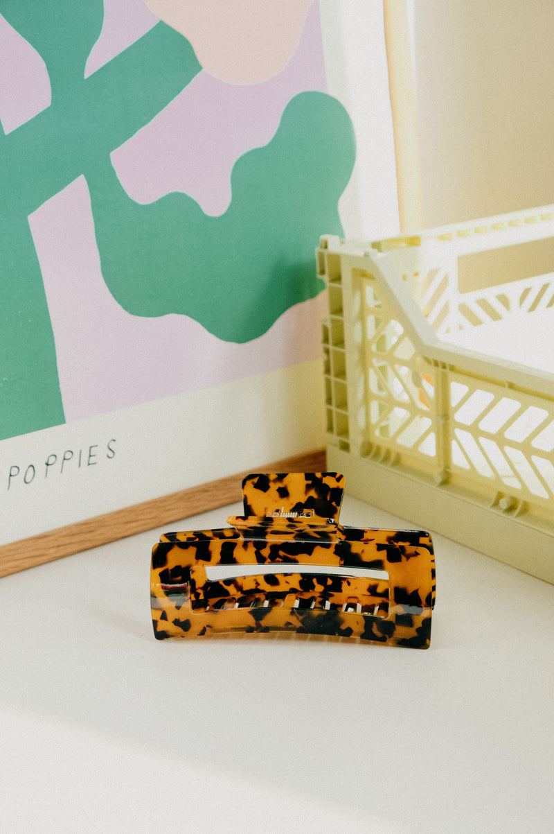 Baia Large Dark Tortoiseshell Claw Clip