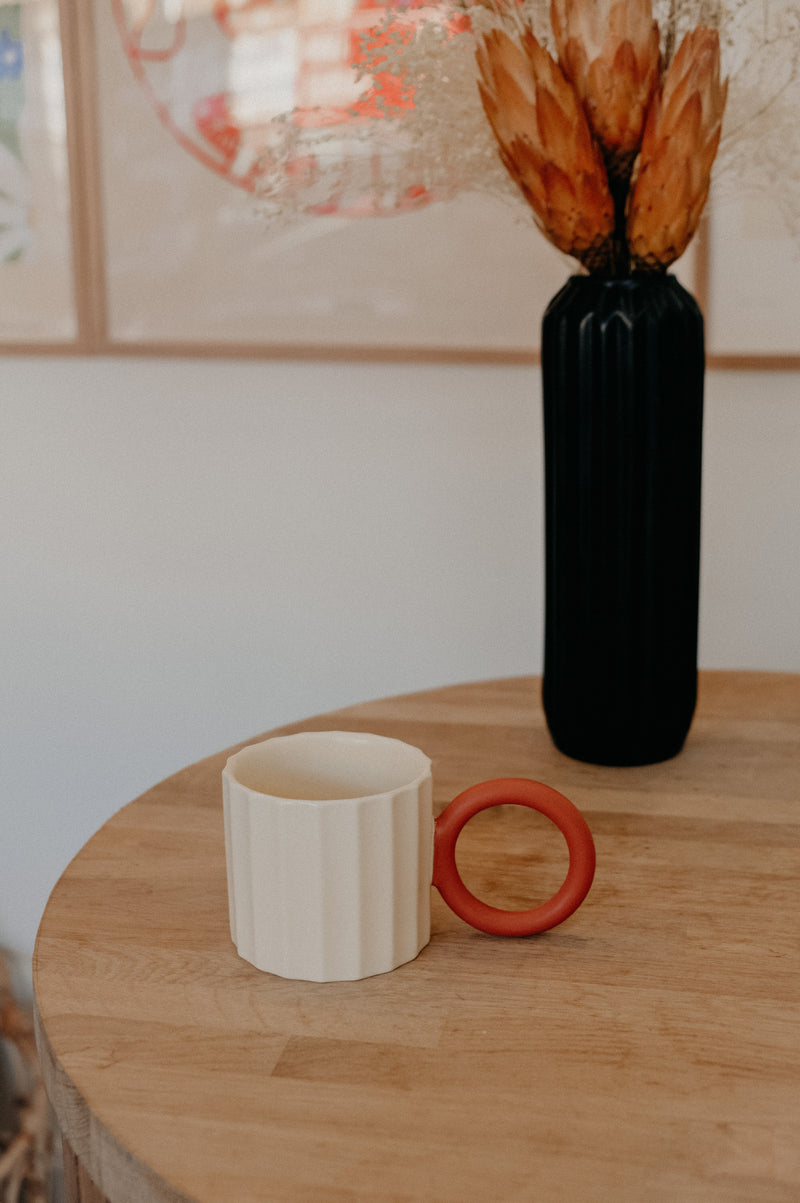 Willow Layered Round Handled Mug - 2 colour options