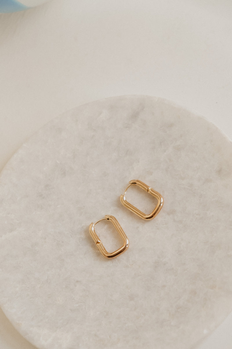 Gilda Minimal Geometric Rectangle Tone Hoop Earrings  - available in gold and silver