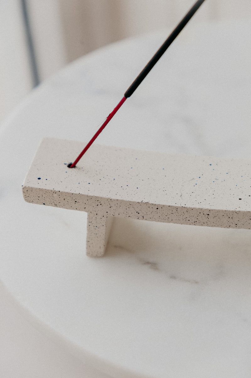 Mindie Cream Speckle Incense Stick Holder