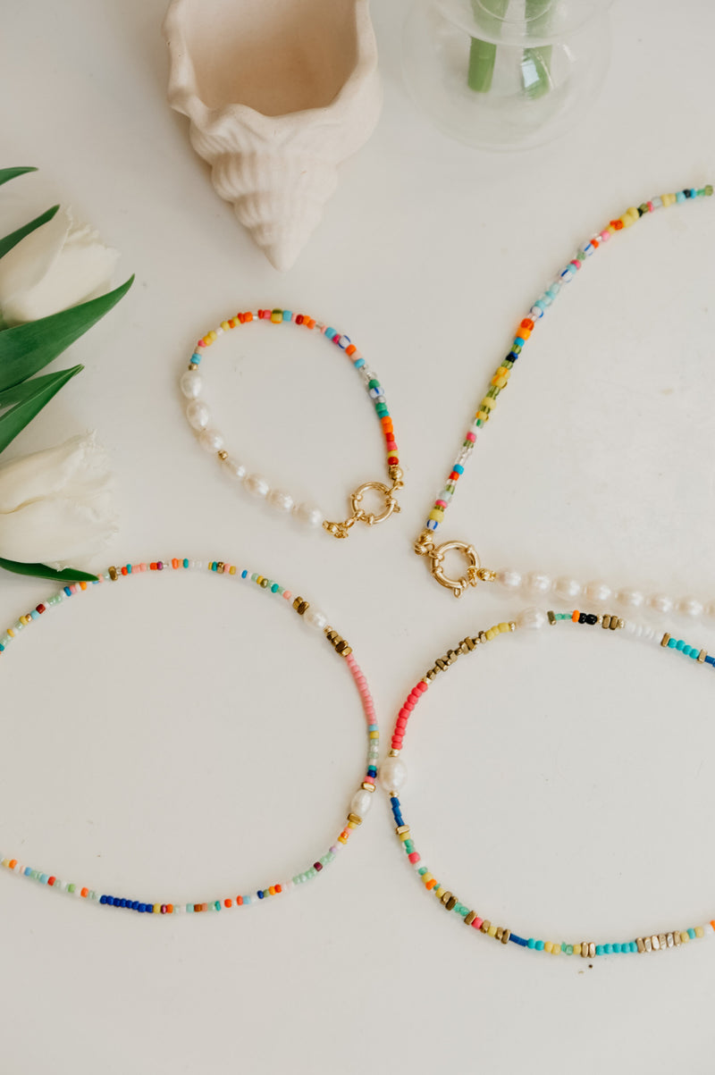 Tar 90s Style Pearl Beaded Coloured Necklace and Bracelet Set