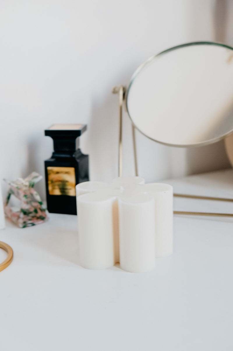 Chunky Flower Large Vegan Soy Candle