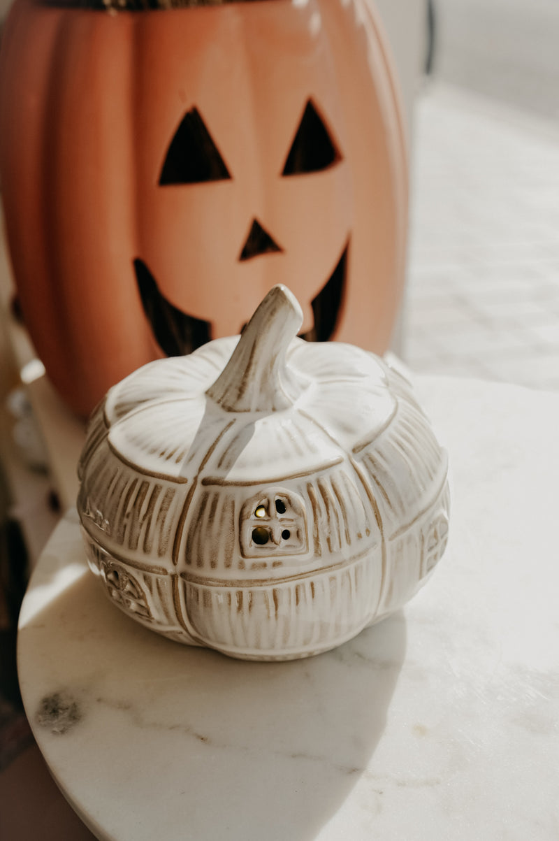 Moana LED Pumpkin Cottage Autumn Halloween