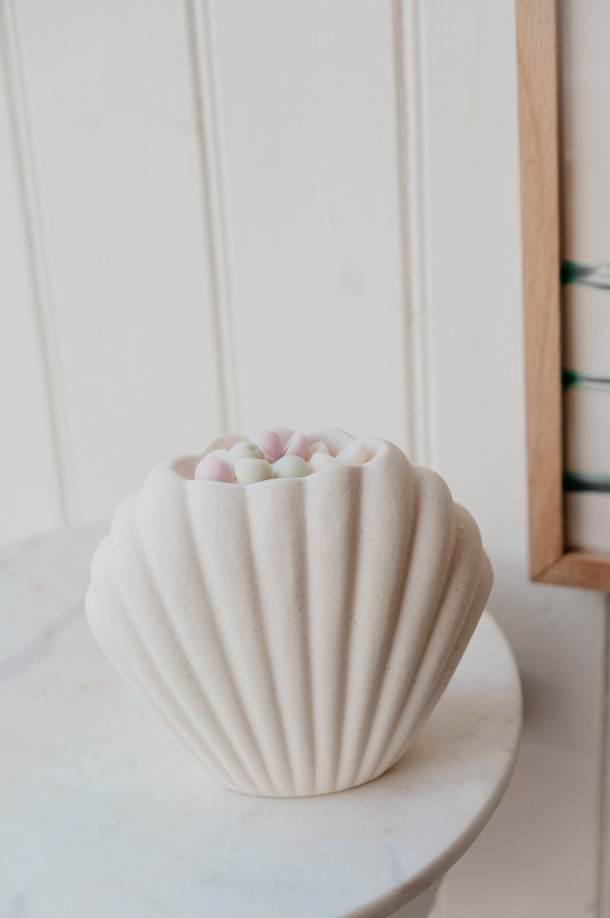 Fern Shell Cream Speckle Wax Melt Oil Burner – Ajouter