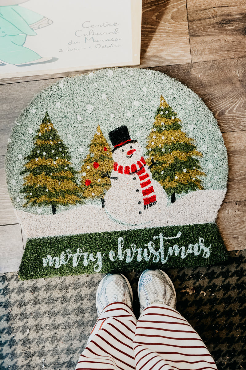 Snowglobe Snowman Merry Christmas Door Mat