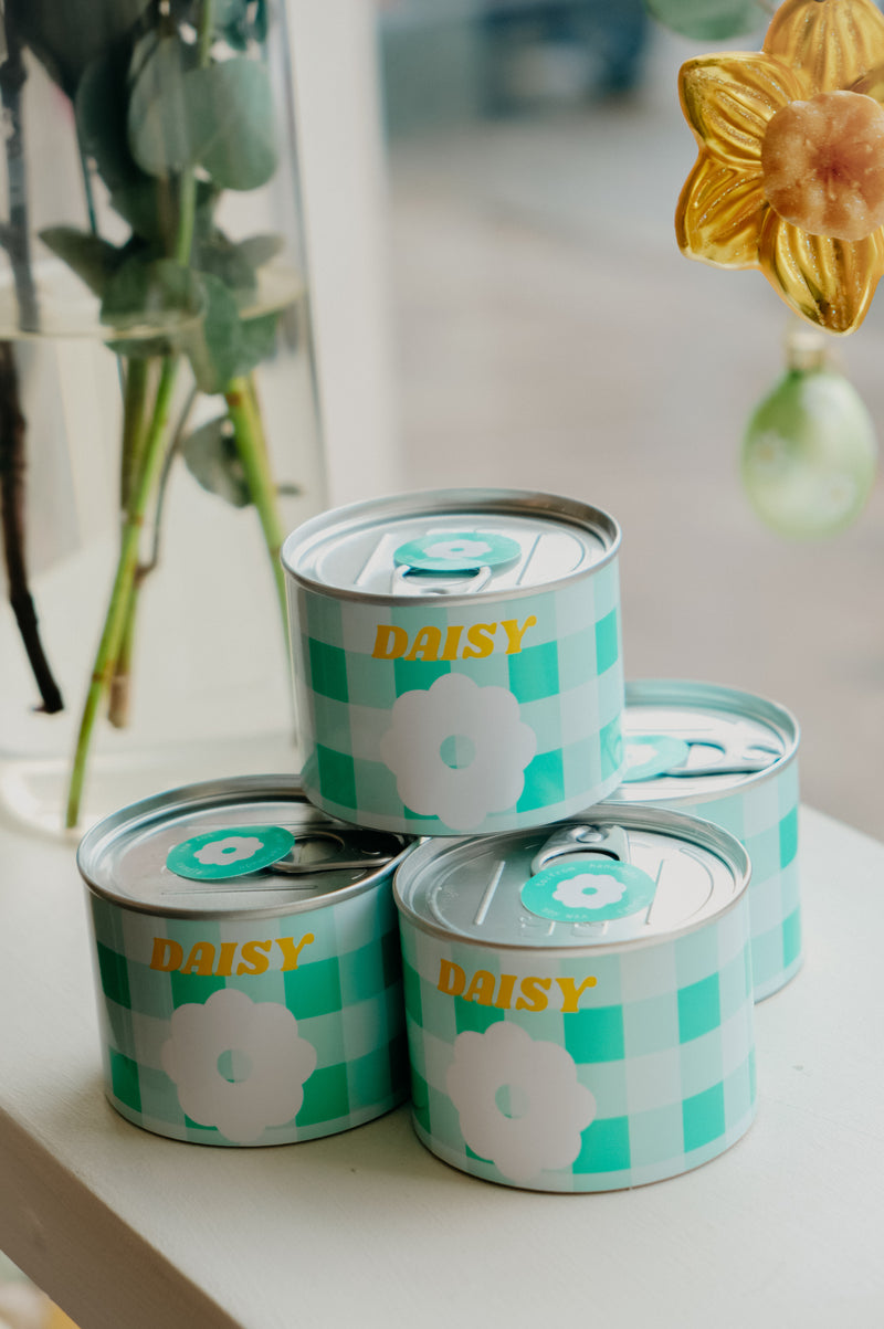 Daisy Flower Scented Soy Wax Tin Candle