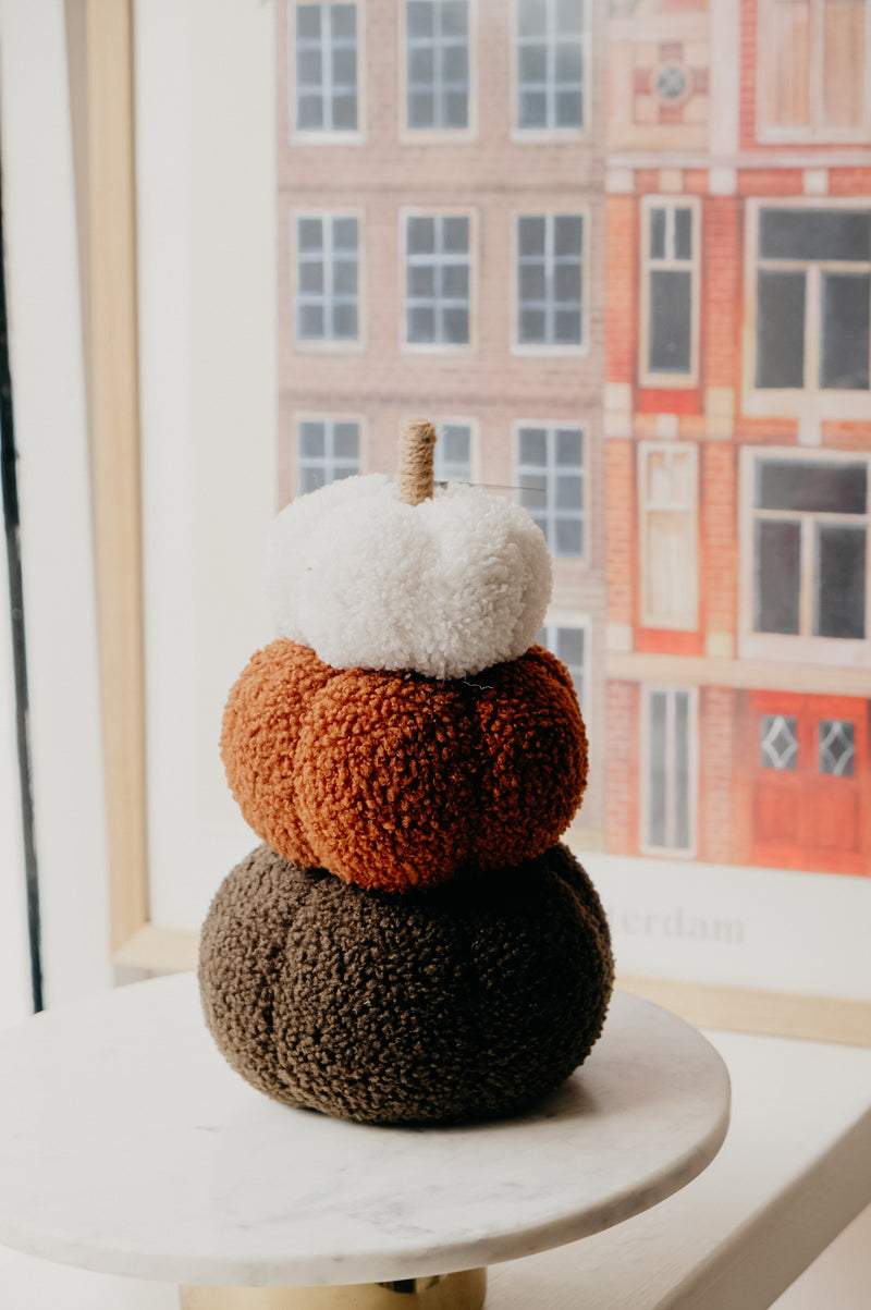 Rita Autumn Stacked Sherpa Pumpkins