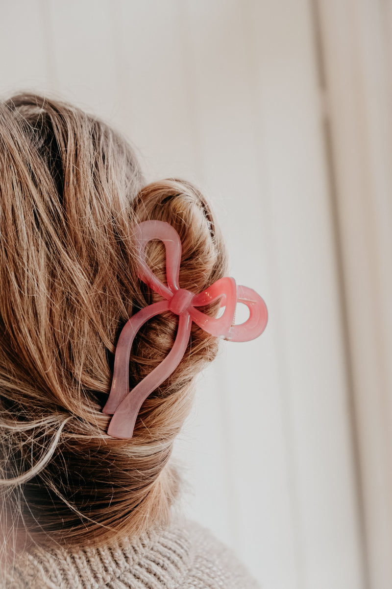 Erin Pink Bow Claw Clip