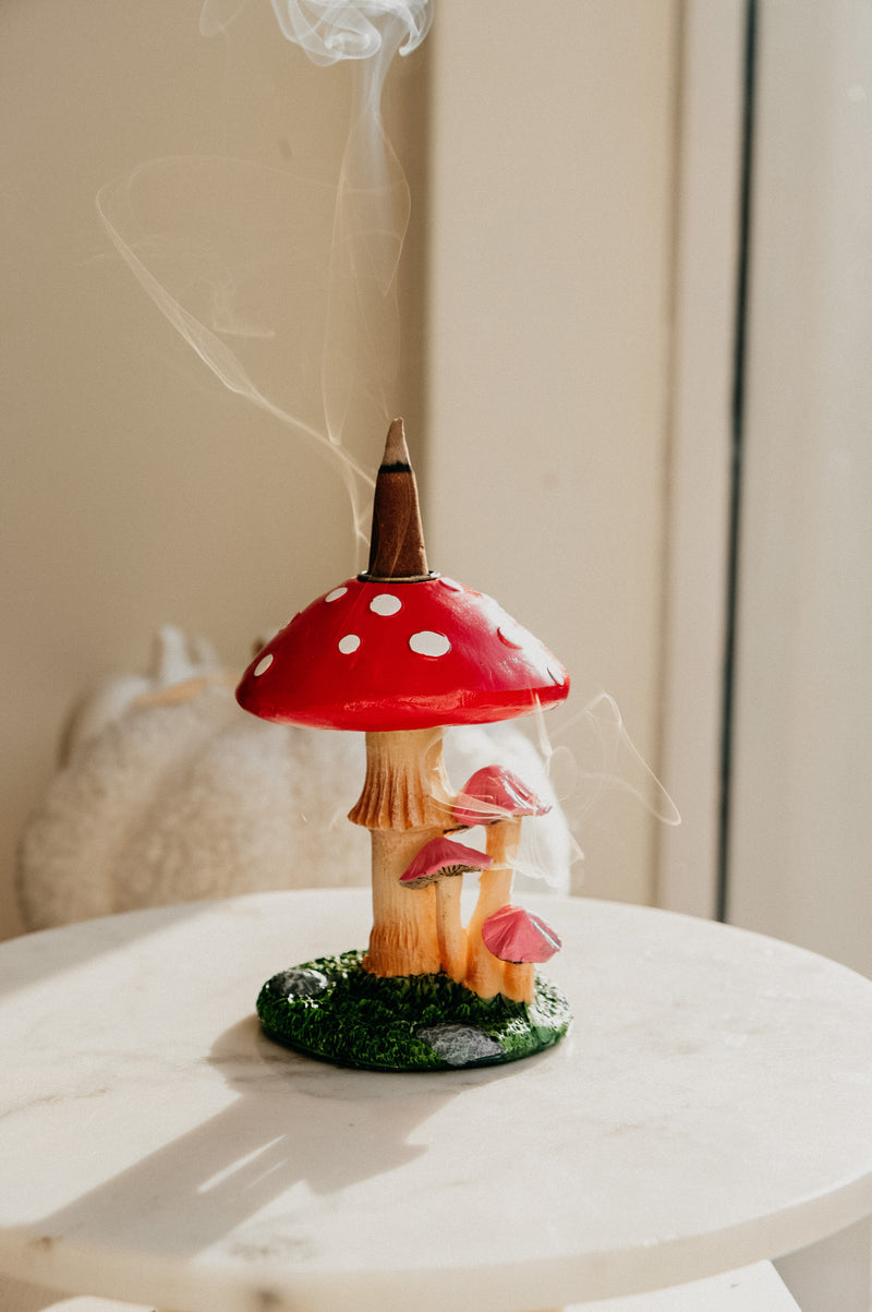 Jeni Mushroom Blackflow Incense Burner