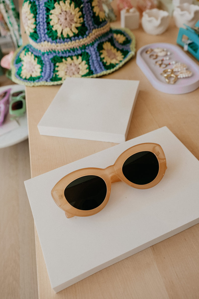 Vivi Oval Soft Round Sunglasses