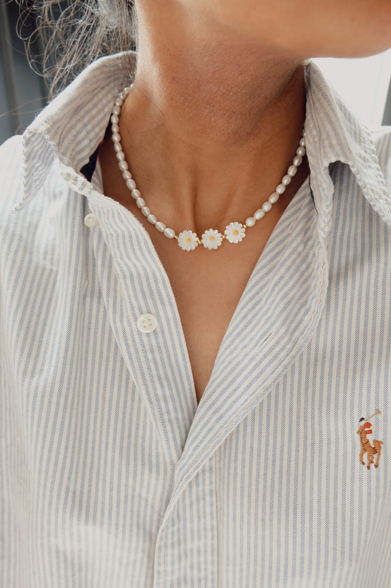 Kyle Sun Flower Pearl Beaded Necklace and Bracelet Set