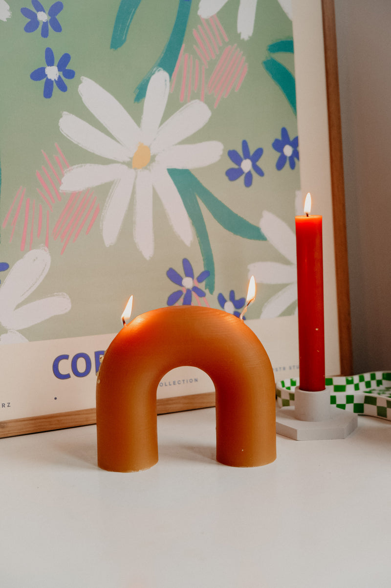 Bend Semi-Circle Candle - 2 colours available