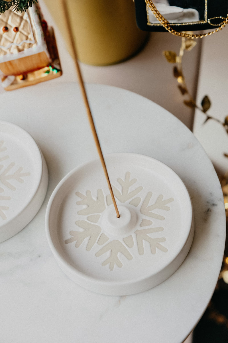 Tove Festive Christmas Snowflake Ceramic Incense Holder