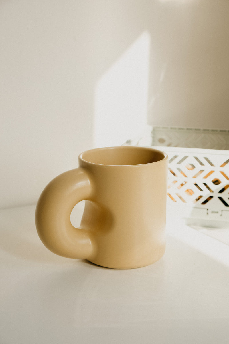 Trine Nude Beige Chunky Handle Mug