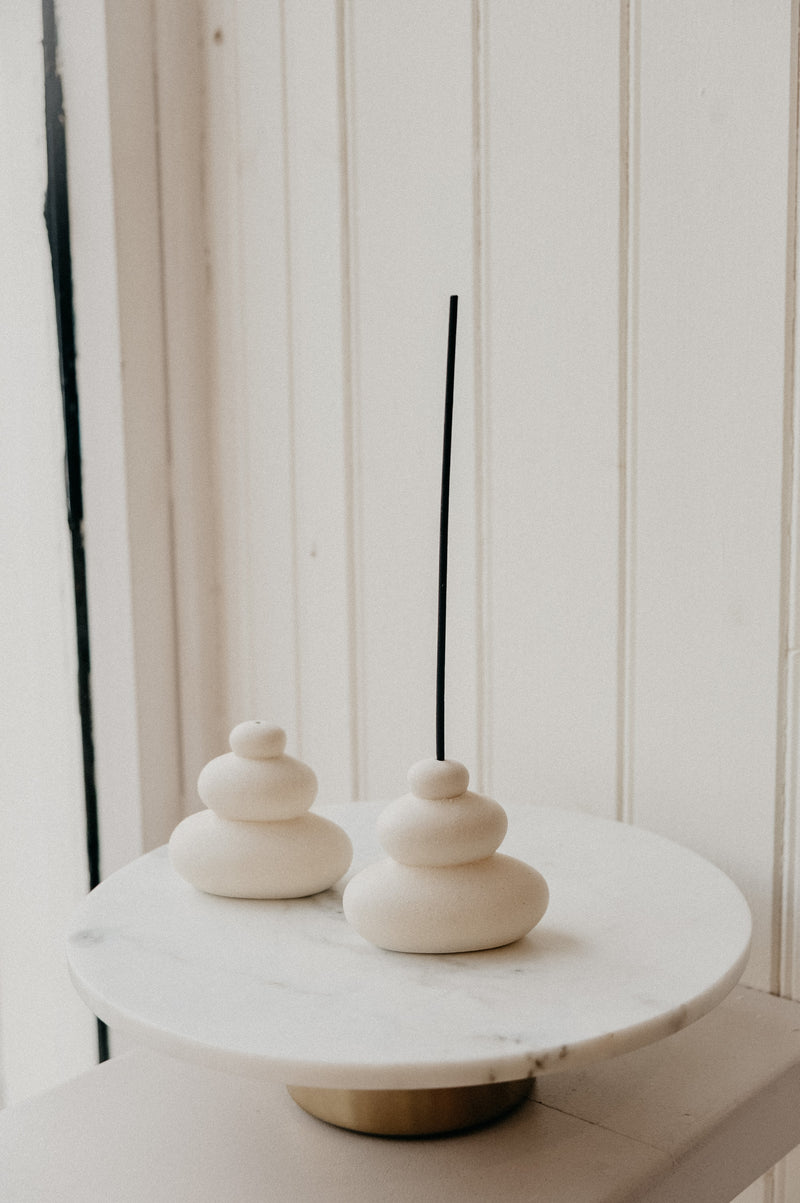 Laurie Cream Speckle Balancing Stones Incense Stick Holder
