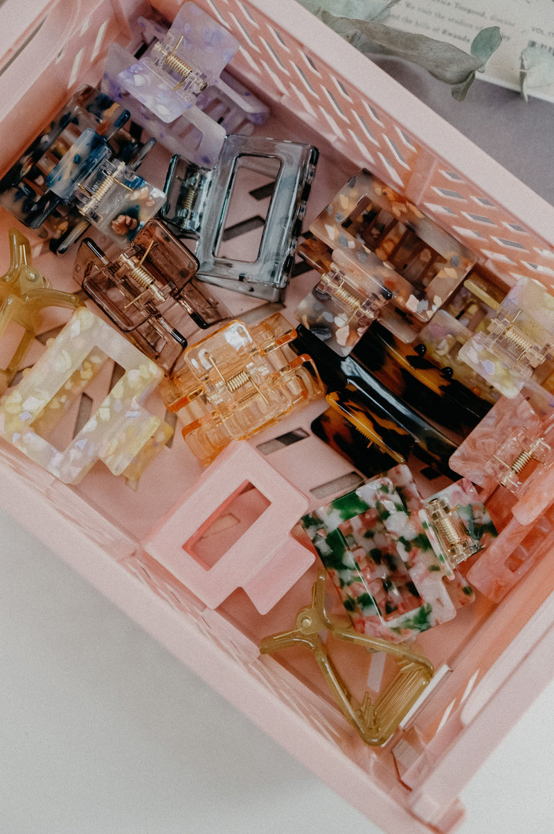 Paola Large Claw Square Hair Clip - available in tortoiseshell, white marble and pink marble