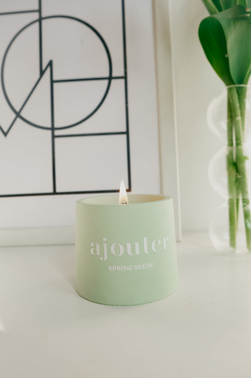 Ajouter Spring Suede Handmade Vegan Soy Wax Candle