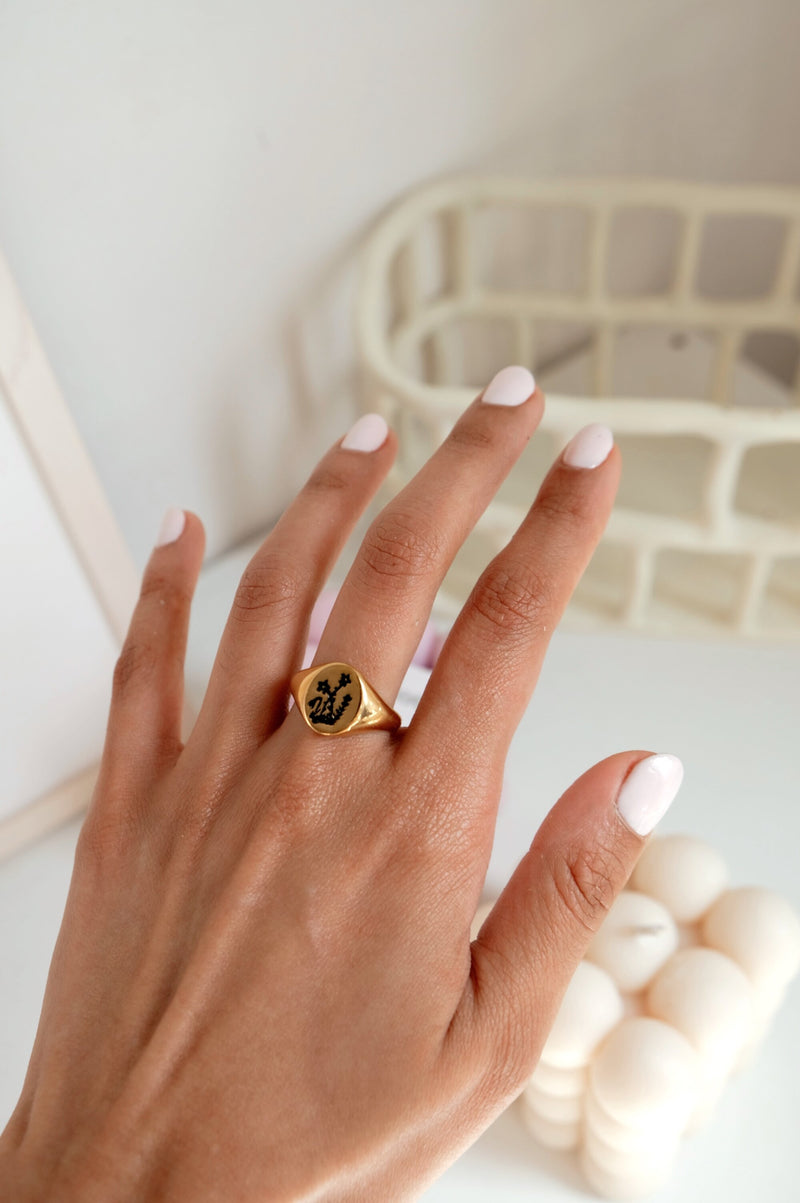 Yara Flowers Signet 18k Gold Plated Ring