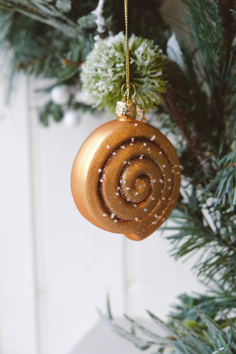 Cinnamon Bun Glass Christmas Tree Bauble