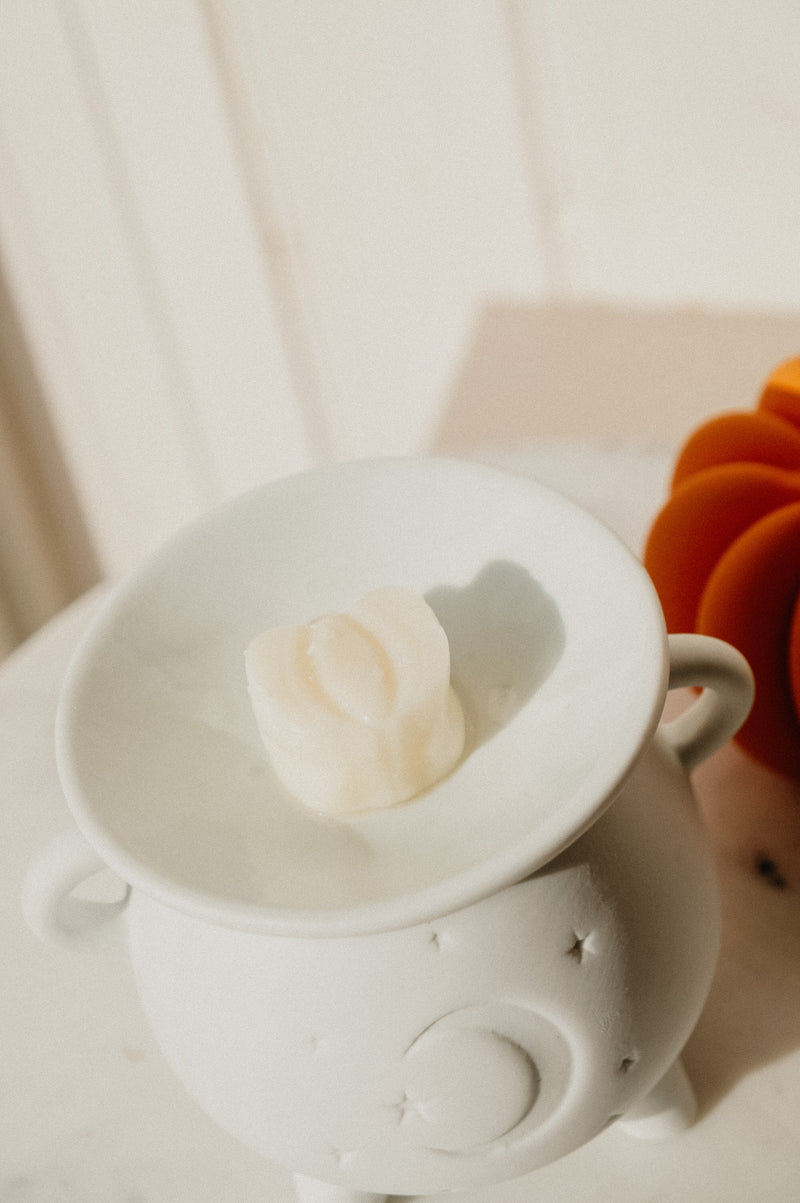 Moon and Star Cauldron Wax Melt Burner